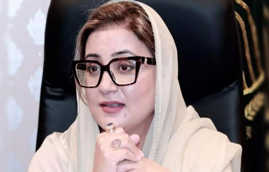 خیبر پختونخوا کا ٹوٹل بجٹ شرینی کی طرح آپس میں بانٹنے میں ہی پورا آتا ہے ، عظمیٰ بخاری