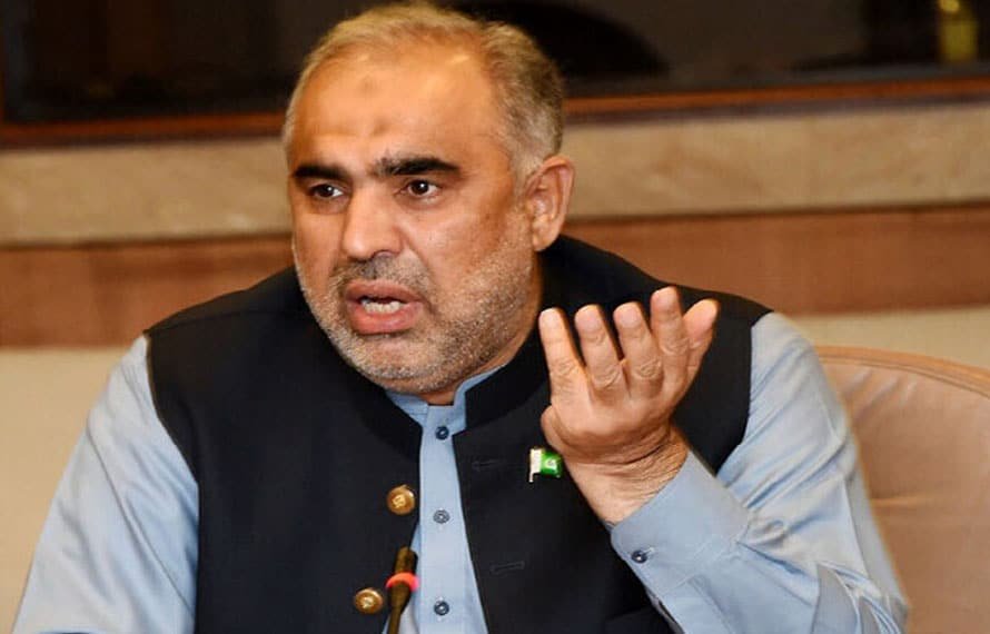 کسی بھی قربانی سے دریغ نہیں کرینگے، حکومت کو ٹف ٹائم دینگے،اسد قیصر کا دو ٹوک اعلان