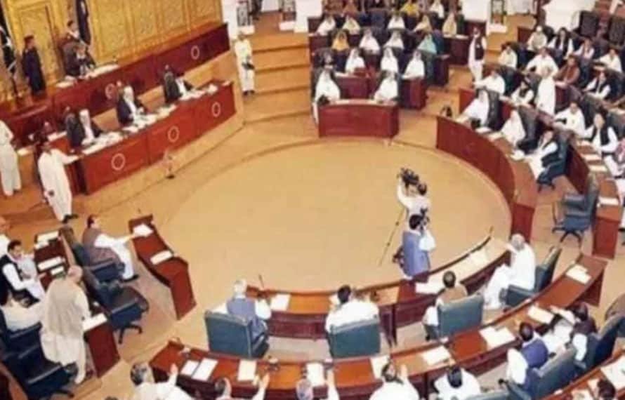 157 ارب کا سرپلس یا کرپشن کا پردہ؟ اپوزیشن کا خیبرپختونخوا حکومت پر بڑا الزام