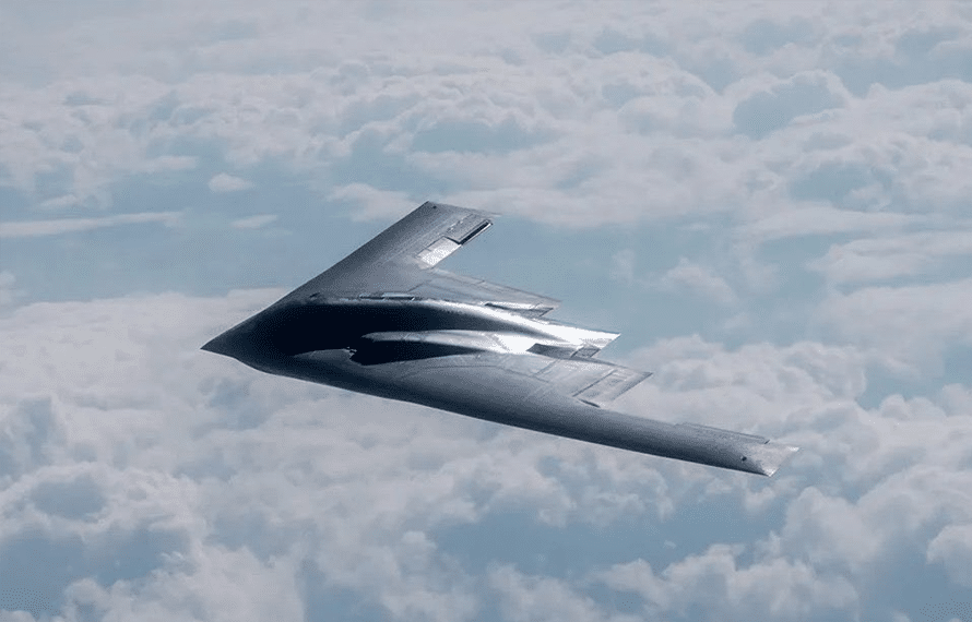 ایران پر حملے کی تیاری؟ امریکا نے بی 2 اسٹیلتھ بمبار طیارے متحرک کر دیے