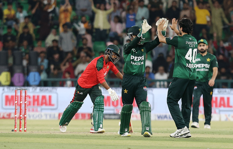 تیسرا ٹی ٹوئنٹی، بنگلہ دیش کا پاکستان کو جیت کیلئے 197 رنز کا ہدف