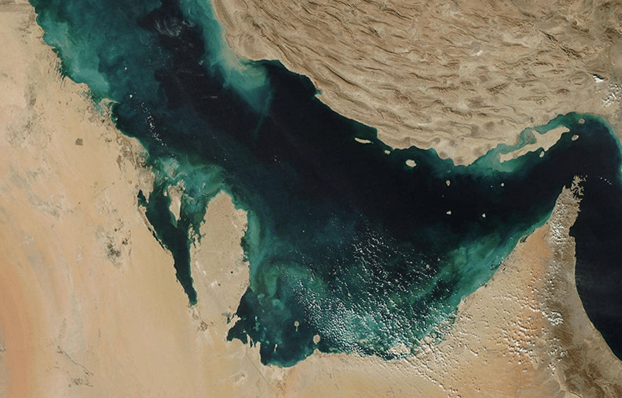 ایرانی پارلیمنٹ نے آبنائے ہرمز بند کرنے کی منظوری دے دی