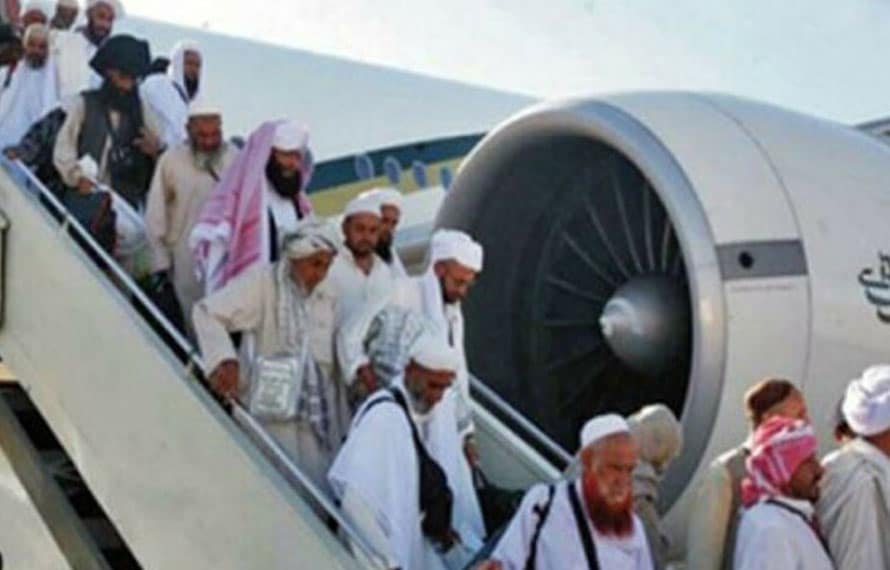 حجاج کرام کی واپسی شروع ، جدہ سے پہلی پرواز اسلام آباد پہنچ گئی