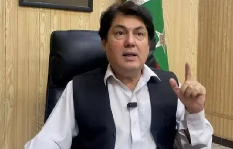 ہماری حکومت آئینی ہے، گرانے کی کوئی کوشش کامیاب نہیں ہوگی، بیرسٹر سیف