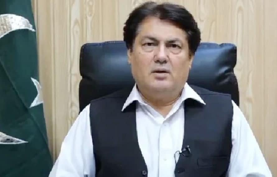 مریم نواز خود کو اور پاپا کو زبردستی ہیرو بنانے کی ناکام کوشش کر رہی ہیں،بیرسٹر سیف