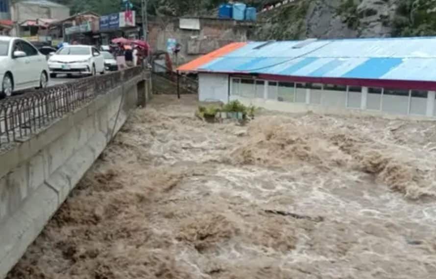 خیبرپختونخوا میں شدید بارشوں کا خدشہ، پی ڈی ایم اے کا ہنگامی الرٹ جاری