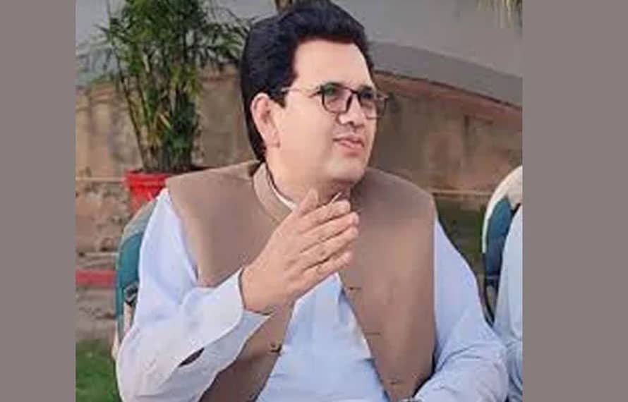 پی ٹی آئی ناراض اراکین سے ہمیں کوئی خطرہ نہیں، عباد اللّٰہ