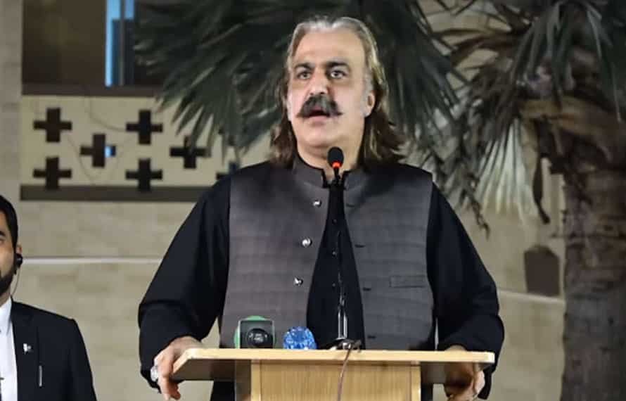 علی امین گنڈاپور کا فضل الرحمان پر تنقید،خیبرپختونخوا میں تبدیلی کے بجائے خود میں تبدیلی لائیں