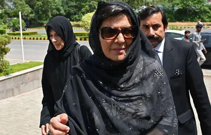 ان کو پتہ ہو گا کہ سلمان صفدر ملک سے باہر ہیں تو 24 گھنٹے کے اندر کیس لگا دیا، علیمہ خان