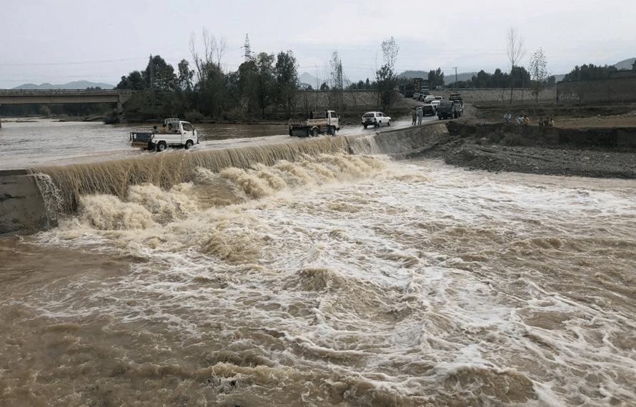 خیبرپختونخوا میں موسلا دھار بارشیں، حادثات میں 4 افراد جان کی بازی ہار گئے