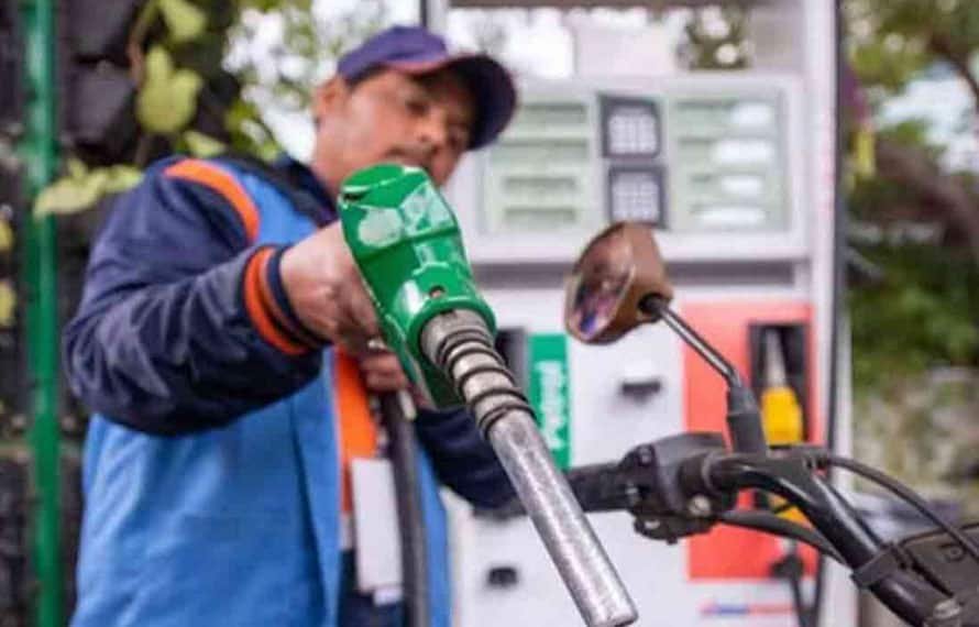 یکم اگست سے پیٹرول اور ڈیزل سستا ہونے کا امکان
