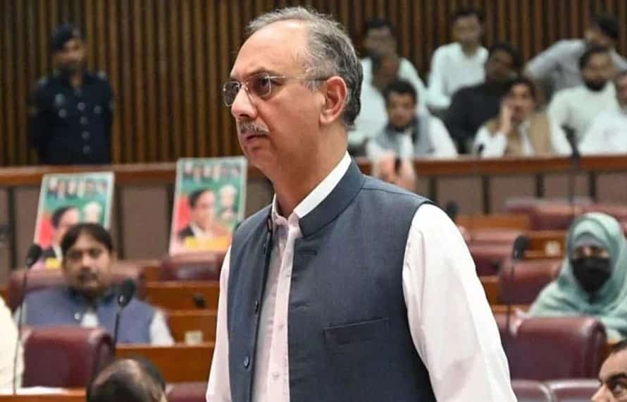 اسمبلی میں آواز دبائی جا رہی ہے، عوام مہنگائی سے پریشان ہیں، 5 اگست کو پرامن احتجاج ہوگا، عمر ایوب