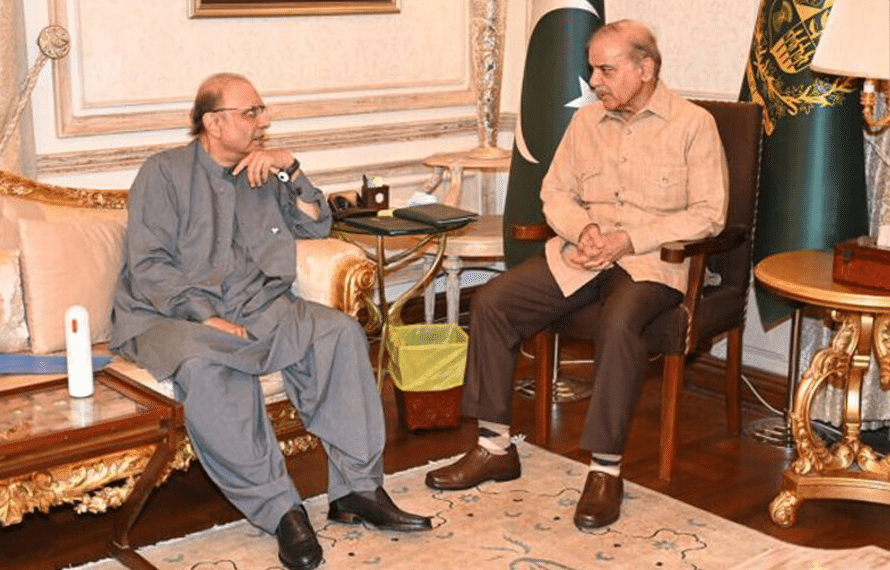 ملک دشمن عناصر کے خاتمے تک چین سے نہیں بیٹھیں گے، صدر، وزیراعظم