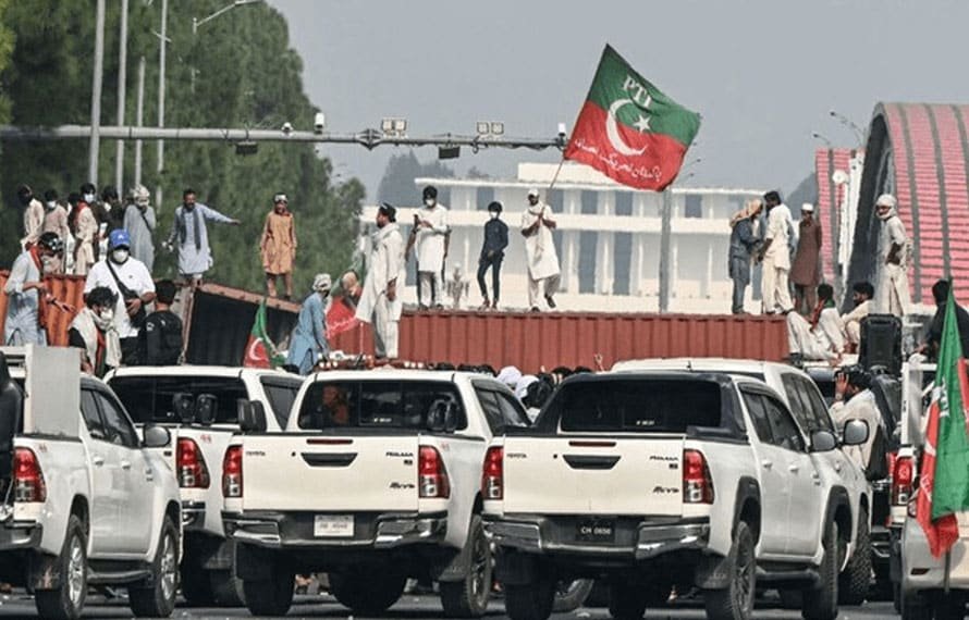 26 نومبر احتجاج کیس! حاضر ملزمان کو چالان کی نقول فراہم، غیر حاضر افراد کے وارنٹ گرفتاری جاری