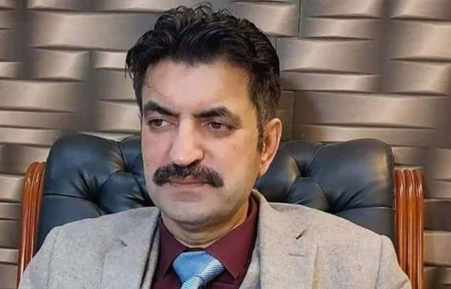 پی ٹی آئی میں تحریک چلانے کی صلاحیت نہیں، 5 اگست بھی یوں ہی گزر جائے گی، شیر افضل مروت