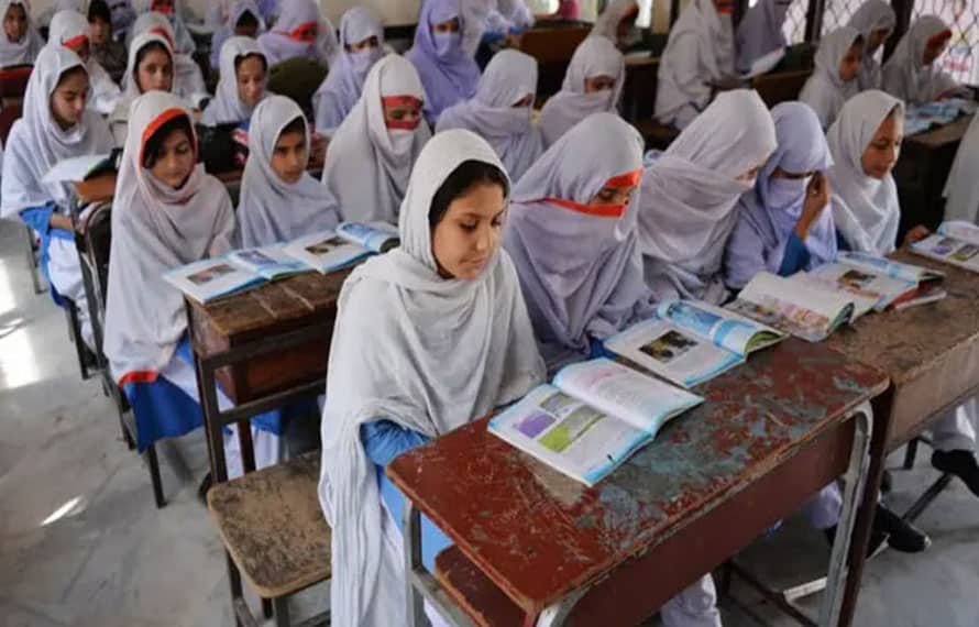 خیبرپختونخوا، سرکاری سکولوں کے میٹرک کے مایوس کن نتائج، سینکڑوں طلبہ فیل