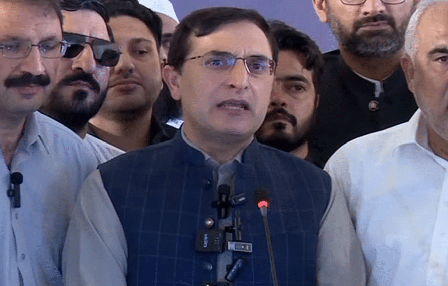 تحریک انصاف نے ایک ہفتے کے لیے سیاسی سرگرمیاں معطل کردیں