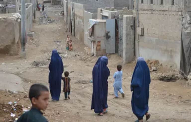1 ستمبر ڈیڈ لائن،افغان باشندوں کو واپسی کے لیے 11 دن کا الٹی میٹم