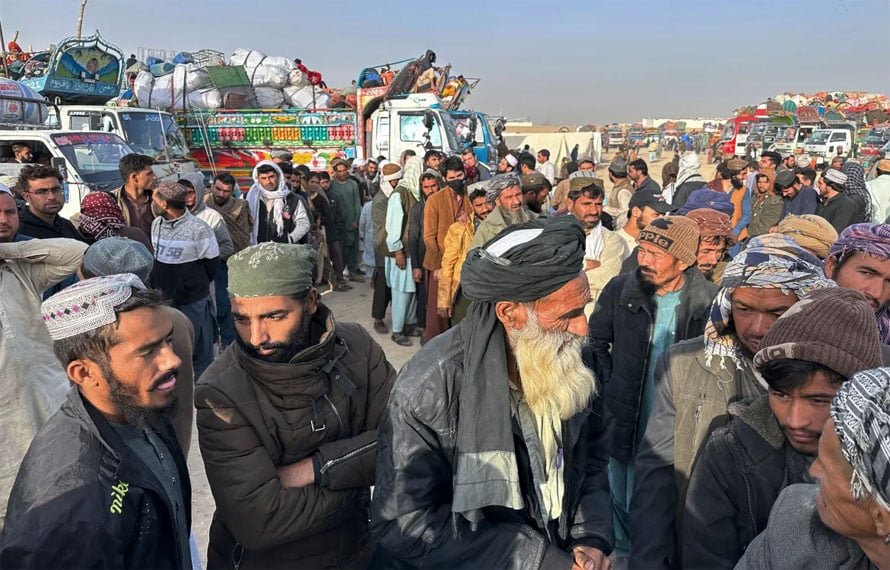 صرف 2 دن باقی! افغان مہاجرین کے انخلا کی گھڑی آن پہنچی، 1 ستمبر حتمی تاریخ مقرر