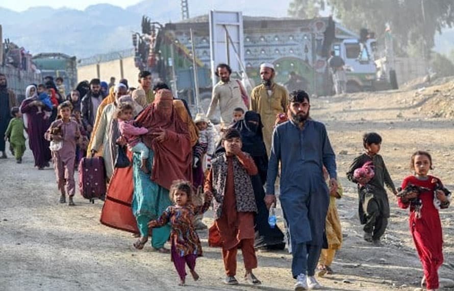 افغان مہاجرین کی واپسی کی ڈیڈ لائن 31 اگست، رجسٹریشن ختم کرنے کے انتظامات مکمل