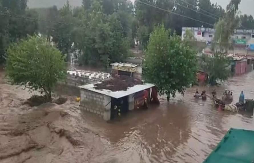 وزیر اعلیٰ کا بونیر میں جاں بحق افراد کے ورثا کو فی کس 20 لاکھ دینے کا اعلان