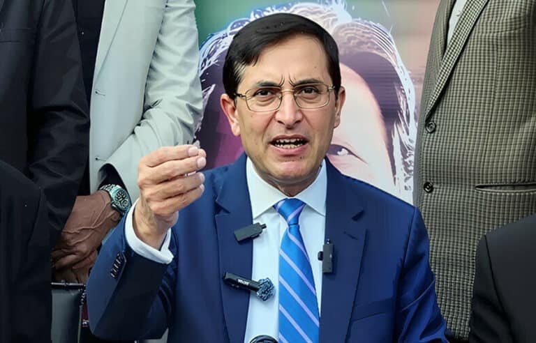 پی ٹی آئی کی 14 اگست کو ملک گیر مظاہروں پر مشاورت، سپریم کورٹ کے باہر احتجاج کا فیصلہ
