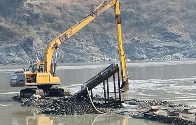 دریائے سندھ میں غیر قانونی گولڈ مائننگ ، خیبر پختونخوا حکومت نے گرینڈ آپریشن کی منظوری دیدی