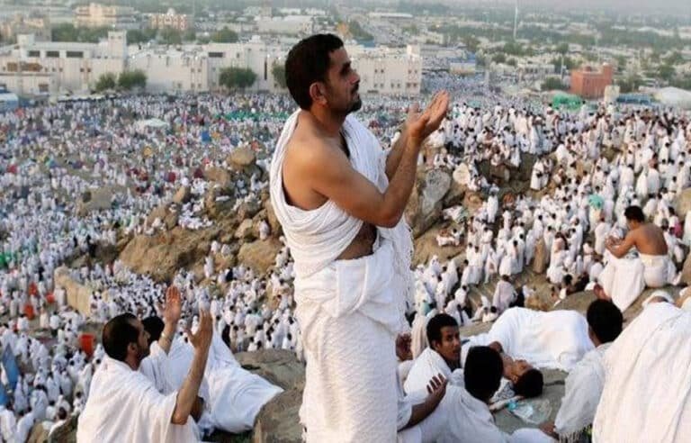 لبیک اللھم لبیک، لاکھوں مسلمان آج فریضہ حج ادا کریں گے
