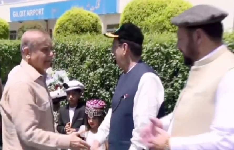 وزیر اعظم شہباز شریف ایک روزہ دورے پر گلگت بلتستان پہنچ گئے