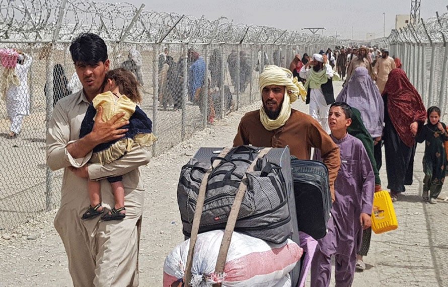 پاکستان کا شکریہ، ایک دن ویزہ لیکر واپس آؤنگا،افغان مہاجر کی رخصتی پر الوداعی گفتگو