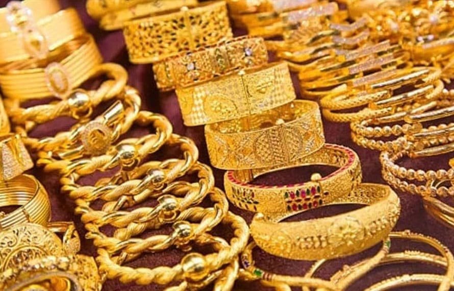 سونے کی قیمت میں بڑا اضافہ ، فی تولہ کتنے کا ہوگیا ؟جانئے
