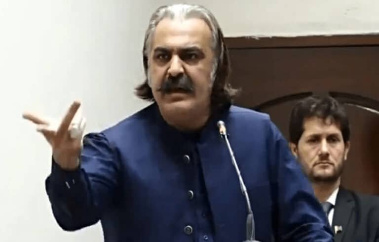 پاسپورٹ بلاک ہے مگر اس کے بغیر بھی افغانستان جا سکتا ہوں، گنڈاپور