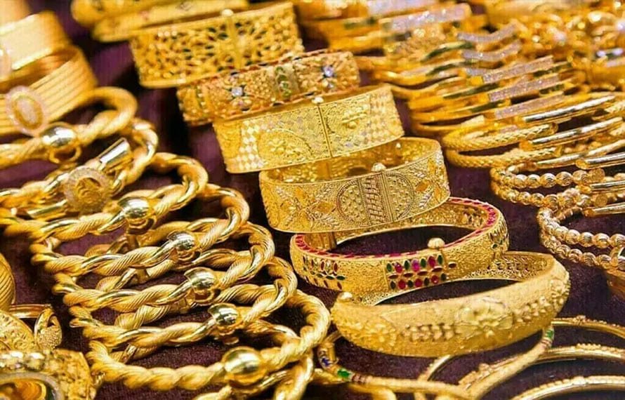 سونے کی قیمت میں ایک بار پھر بڑا اضافہ، فی تولہ کتنے روپے کا ہو گیا؟ جانئے