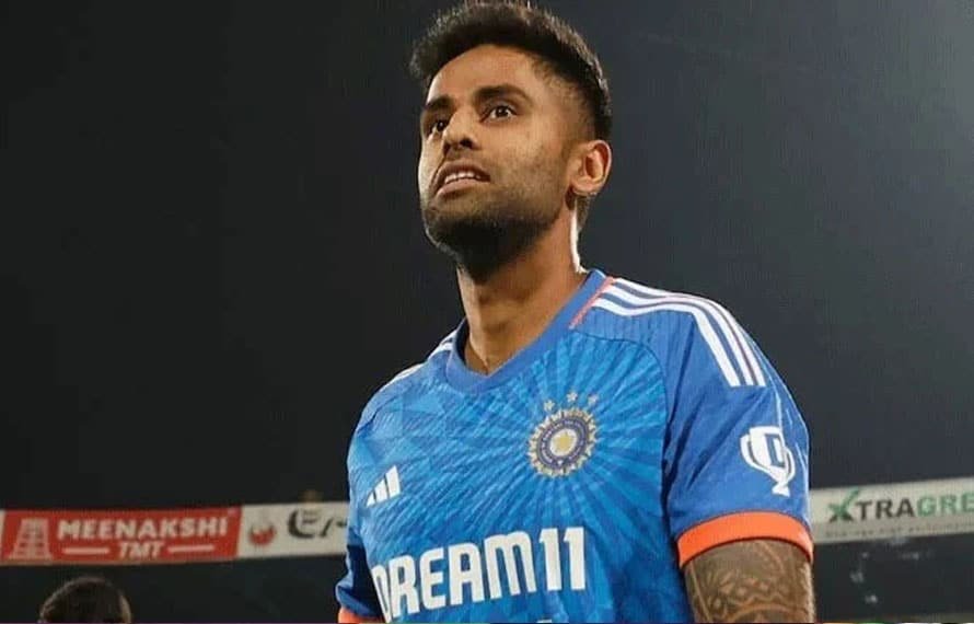 انڈیا جیت گیا، کھیل ہار گیا‘ سوریا کمار یادیو کو صحافی نے آئینہ دیکھا دیا