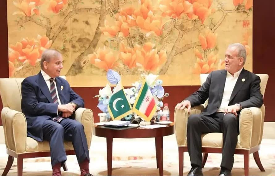وزیراعظم سے ملاقات کے دوران ایرانی صدر کا سیلابی صورتحال پر پاکستان کے ساتھ کھڑے ہونے کا عزم