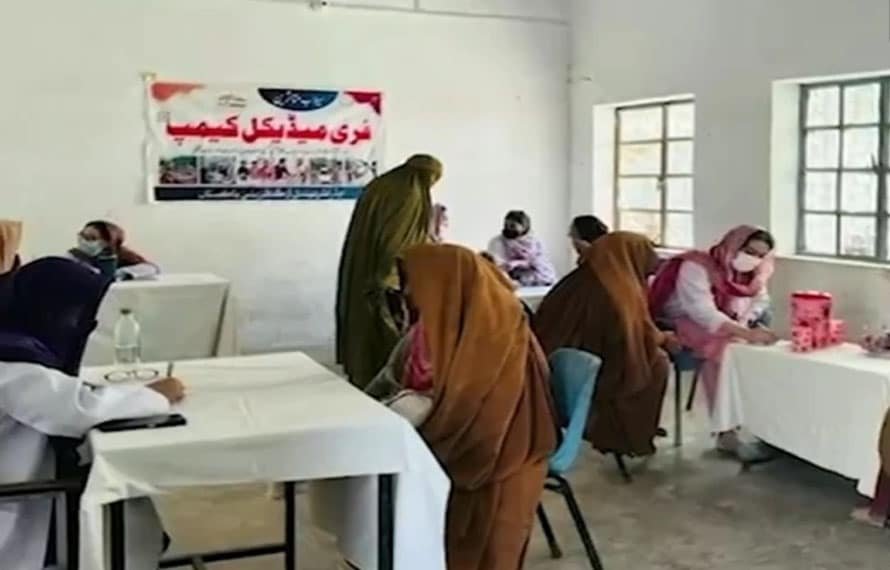 پاک فوج، ایف سی خیبر پختونخوا کی جانب سے وادی تیراہ میں فری میڈیکل کیمپ کا انعقاد