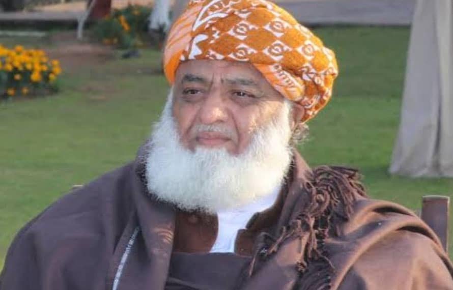 سیاست میں کوئی دروازہ بند نہیں،پی ٹی آئی سے اتحاد رد نہیں کیا جا سکتا، فضل الرحمان
