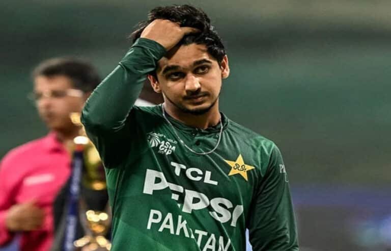 ایشیا کپ! بھارت کیخلاف بڑے ٹاکرے کیلئے پاکستانی ٹیم فائنل، صائم ایوب کے متعلق بڑی خبر آگئی