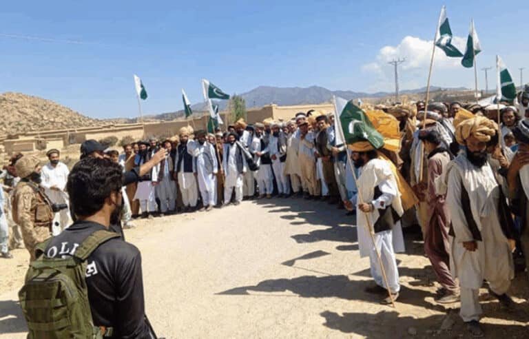 وزیرستان میں تجارتی سرگرمیاں بحال، انگور اڈہ بارڈر 2 سال بعد کھل گیا