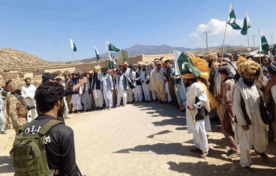 وزیرستان میں تجارتی سرگرمیاں بحال، انگور اڈہ بارڈر 2 سال بعد کھل گیا