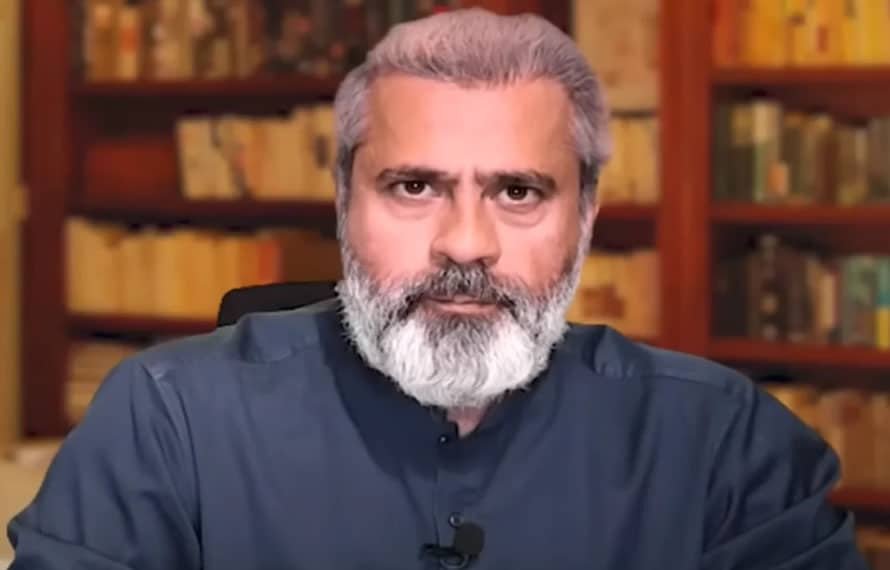 پیکا ایکٹ کے تحت عمران ریاض، مصدق عباسی اور صدیق انجم کے وارنٹ گرفتاری جاری، عدالت میں پیش کرنے کا حکم