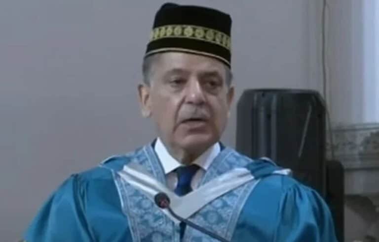 ملائیشیا،شہباز شریف کو پی ایچ ڈی کی اعزازی ڈگری سے نواز دیا گیا