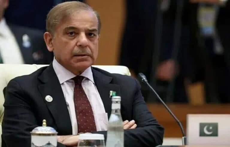 وزیراعظم شہباز شریف مصر روانہ ہوگئے