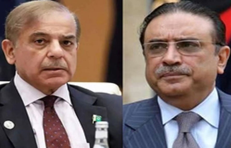 27 اکتوبر سیاہ ترین دن ، کشمیریوں کیساتھ کھڑے رہیں گے ، صدر ، وزیراعظم