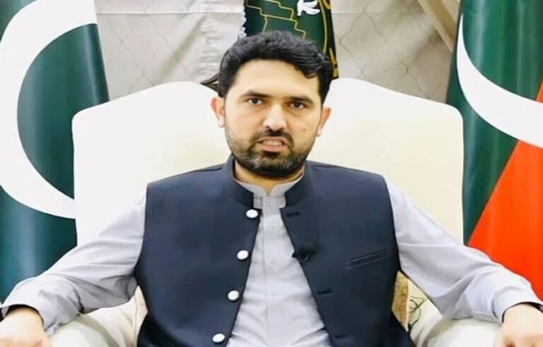ججز یرغمال ہیں تو عوام کو بتائیں تاکہ انہیں آزاد کرایا جائے، وزیر اعلیٰ سہیل آفریدی