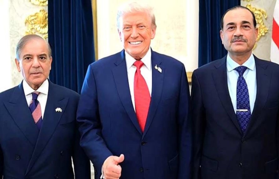 پاکستان کے فیلڈ مارشل بہت زبردست فائٹر ہیں، امریکی صدر