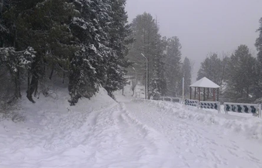 خیبر پختونخوا میں جاڑا دستک دینے لگا، پہاڑی علاقوں میں سردی بڑھنے کی پیشگوئی