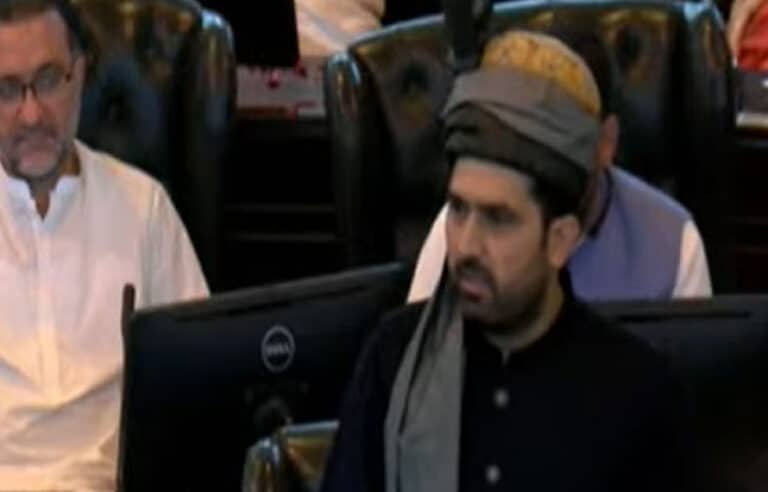 محنت سے وزیراعلیٰ بنا، پرچی سے نہیں،سہیل آفریدی کا سیاسی مخالفین کو جواب