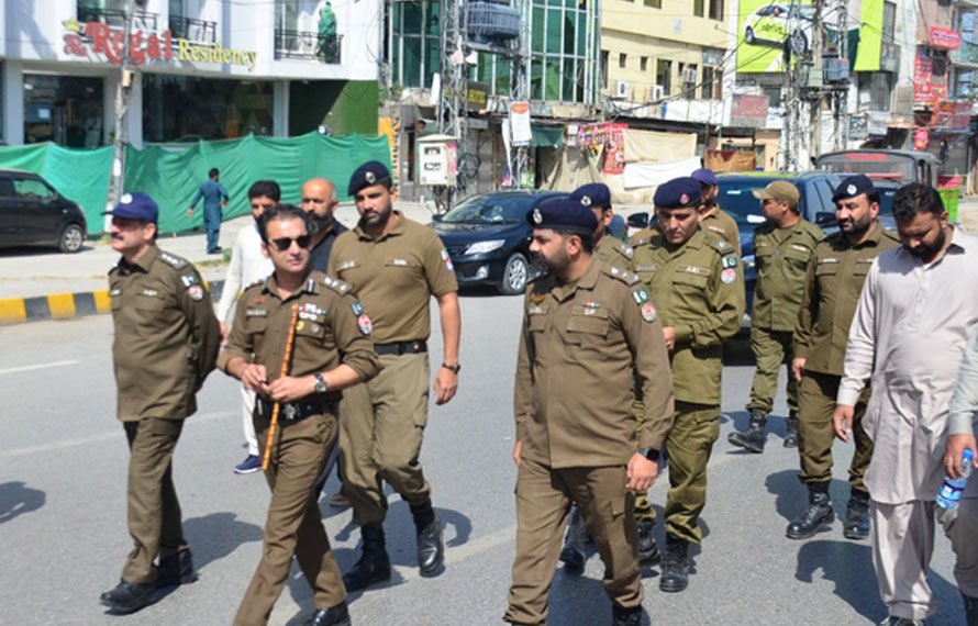 غیرقانونی مقیم غیرملکیوں کیخلاف آپریشن تیز، راولپنڈی میں 216 افغان شہری گرفتار