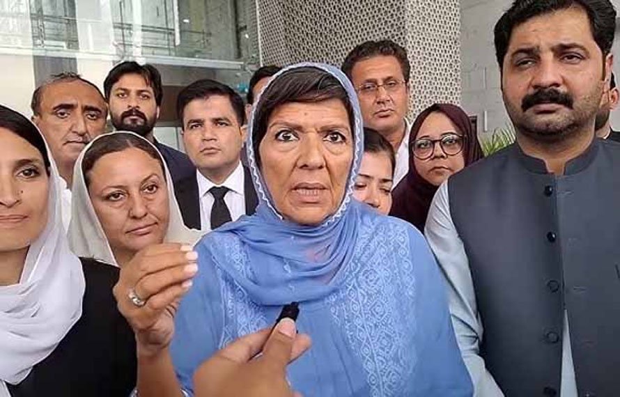 عدالتی حکم پر مسلسل غیر حاضری، علیمہ خان کے ساتویں مرتبہ وارنٹ جاری